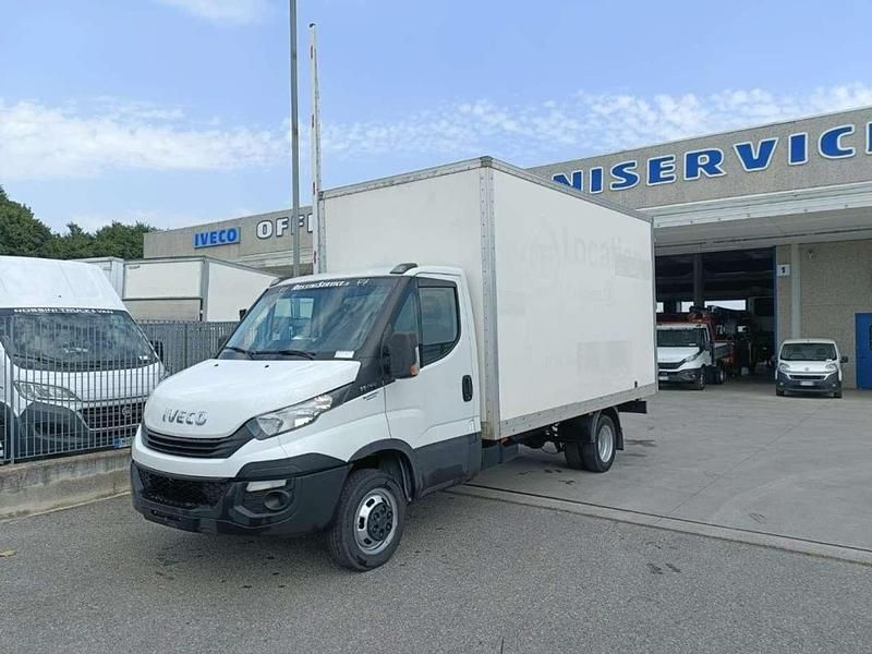 Usata Iveco Daily 160 CV (117 kW) 2019 Bianco Furgone