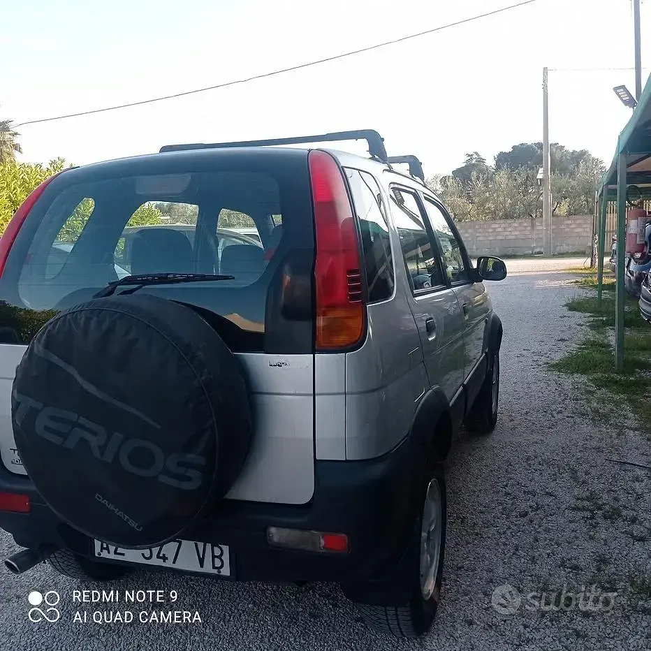 Usata Daihatsu Terios 2000 Grigio SUV