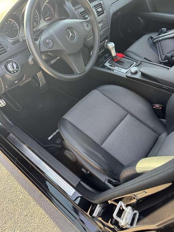 Usata Mercedes C220 Avantgarde 170 CV (125 kW) 2010 Nero Station wagon