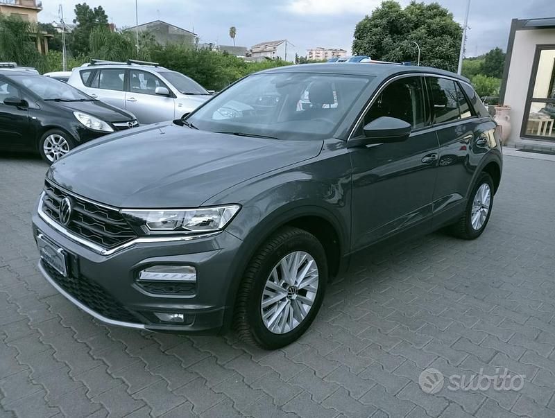 Usata VW T-Roc Advance 150 CV (110 kW) 2021 Grigio SUV