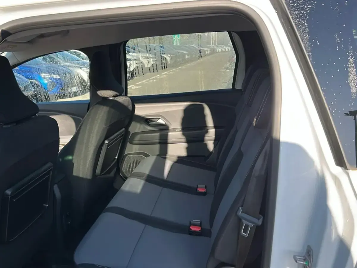 Nuova Dacia Logan Extreme 101 CV (74 kW) 2025 Bianco Berlina