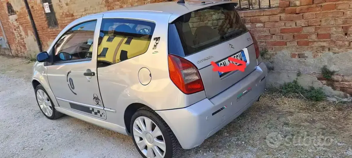 Usata Citroën C2 68 CV (50 kW) 2004 Grigio Utilitaria