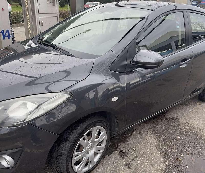 Usata Mazda 2 75 CV (55 kW) 2014 Berlina