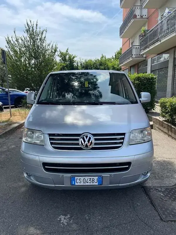 Usata VW Multivan Highline 131 CV (96 kW) 2004 Monovolume