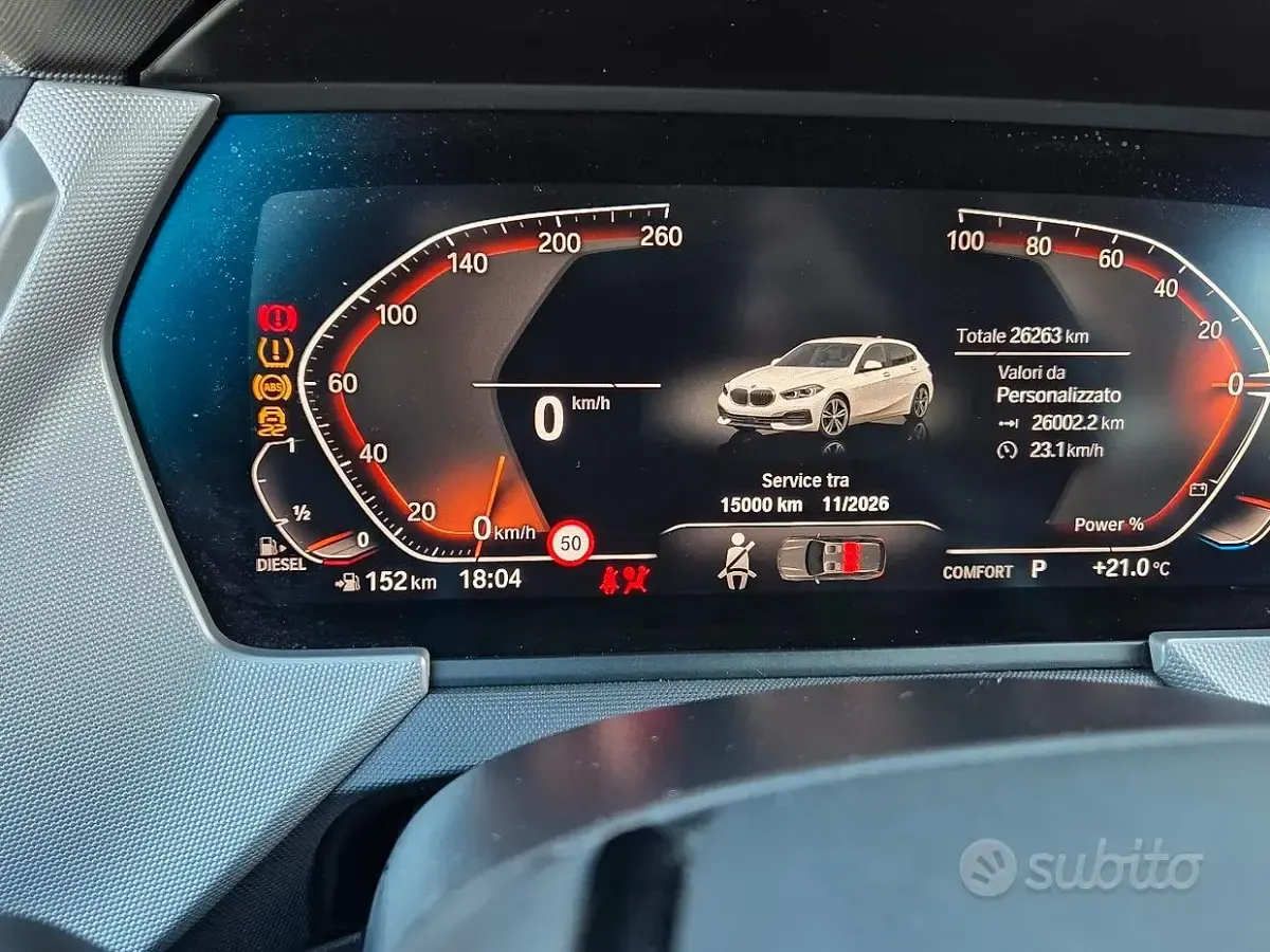 Usata BMW 118 Advantage 150 CV (110 kW) 2022 Bianco Utilitaria