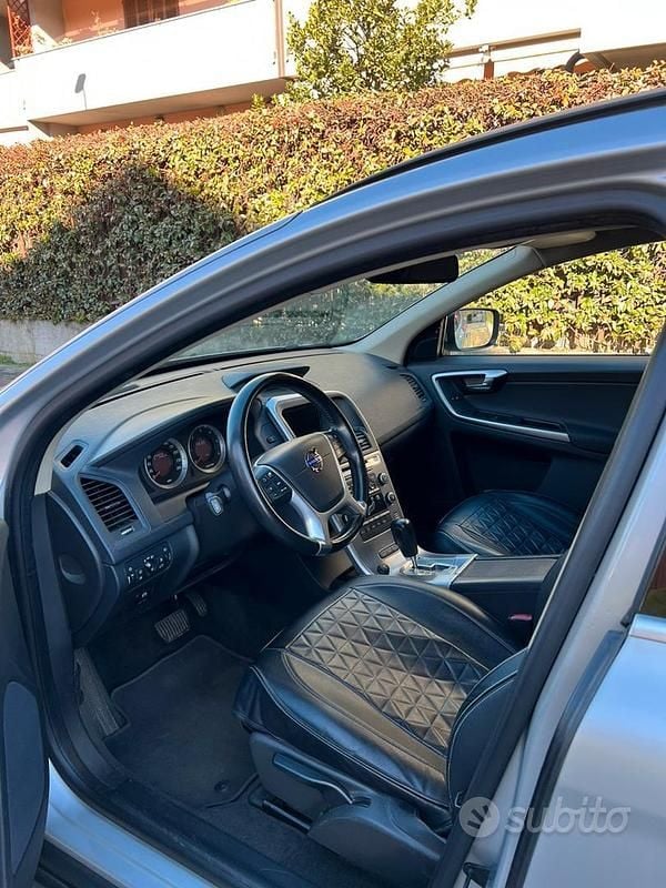 Usata Volvo XC60 Kinetic 205 CV (150 kW) 2009 Grigio SUV