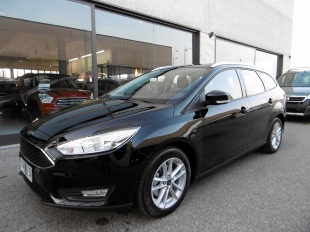 Ford Focus Sw Km 0 Macchina
