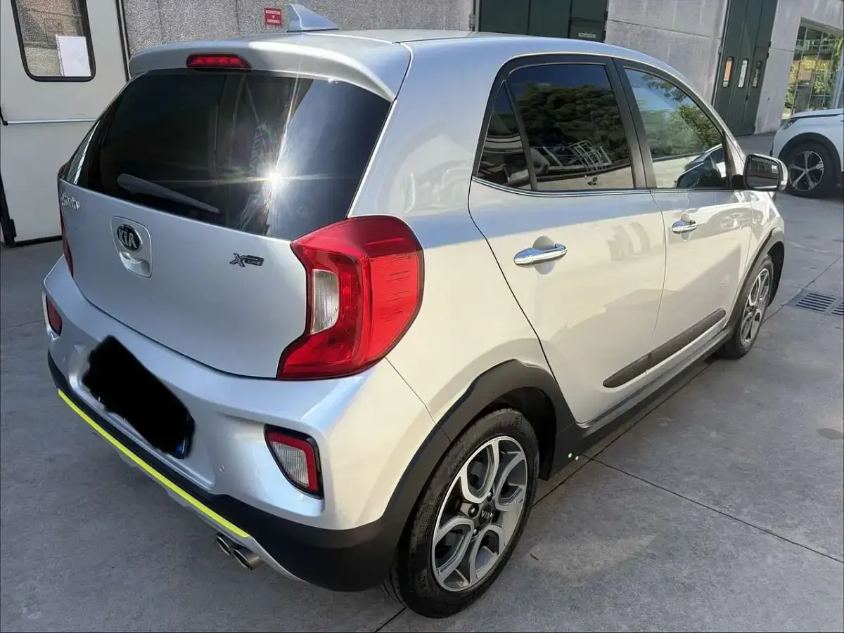 Usata Kia Picanto GT-Line 67 CV (49 kW) 2019 Argento metallizzato Utilitaria