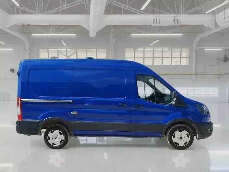 Usata Ford Transit Trend 129 CV (94 kW) 2024 Blu Furgone