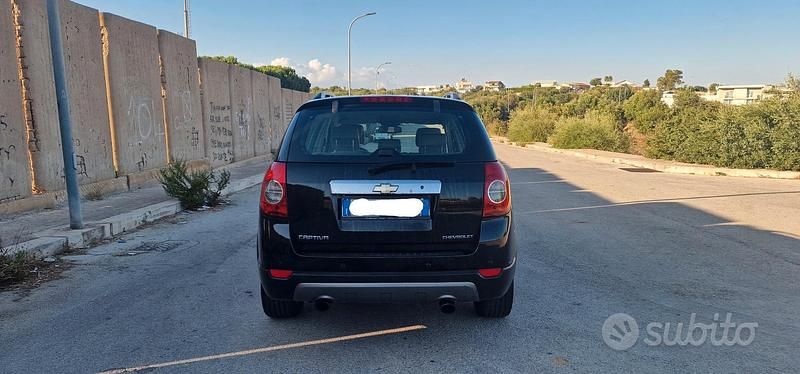 Usata Chevrolet Captiva 150 CV (110 kW) 2007 Nero SUV