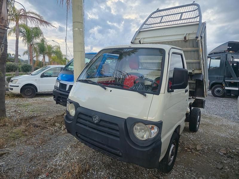 Bianco Usata 2011 Piaggio Porter | 6300 € (Buon prezzo) - Immagine 1/4