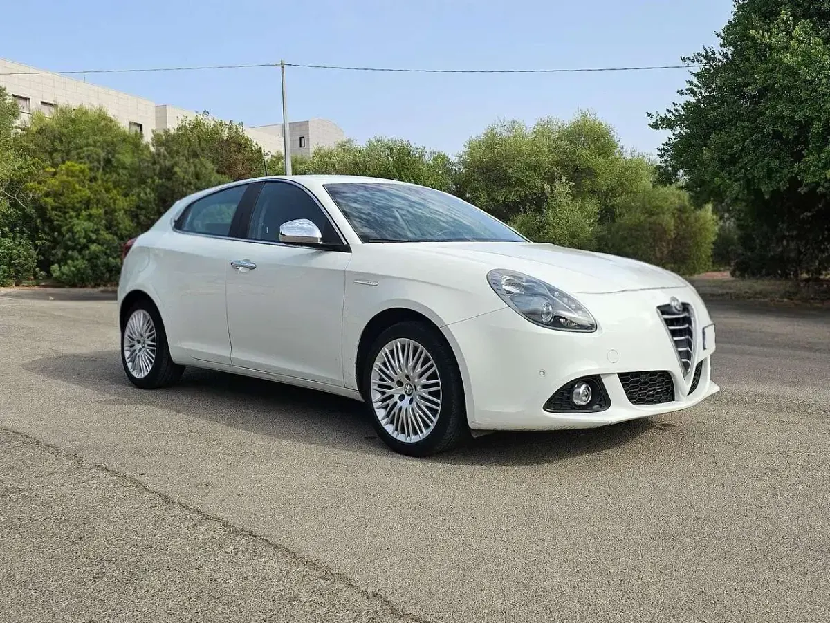 Usata Alfa Romeo Giulietta Exclusive 105 CV (77 kW) 2014 Other Utilitaria