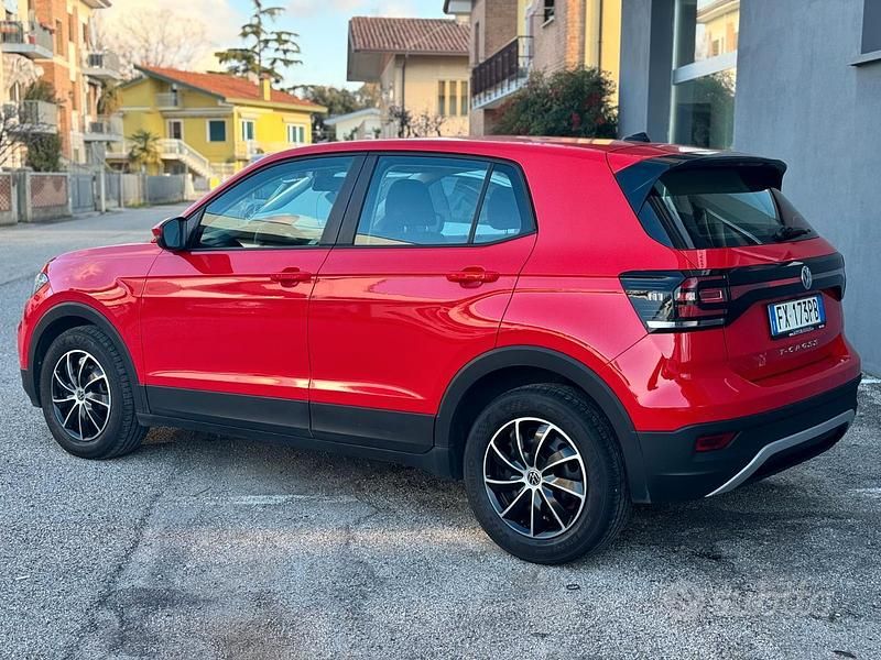 Usata VW T-Cross 95 CV (69 kW) 2019 Rosso SUV