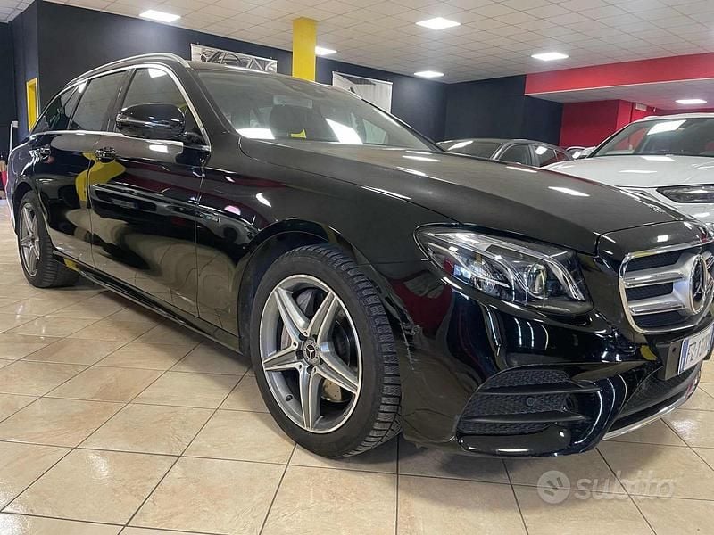 Usata Mercedes E300 Premium Plus 194 CV (142 kW) 2019 Nero Station wagon
