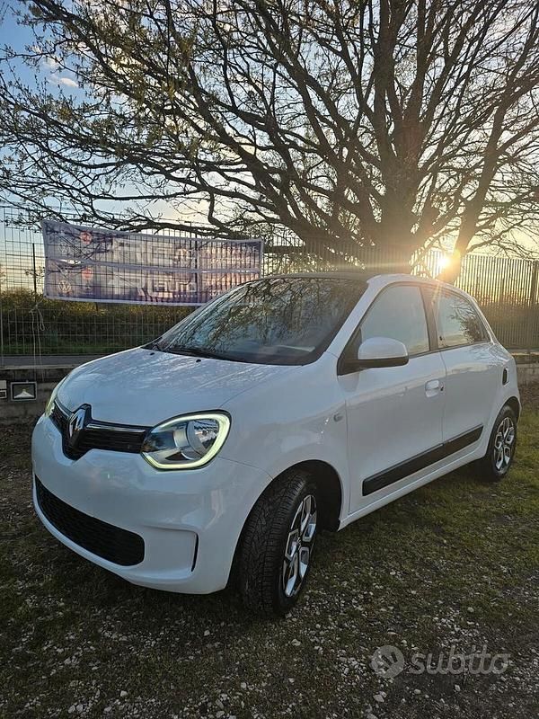 Usado Renault Twingo SE 69 HP (50 kW) 2019 Branco Citadino