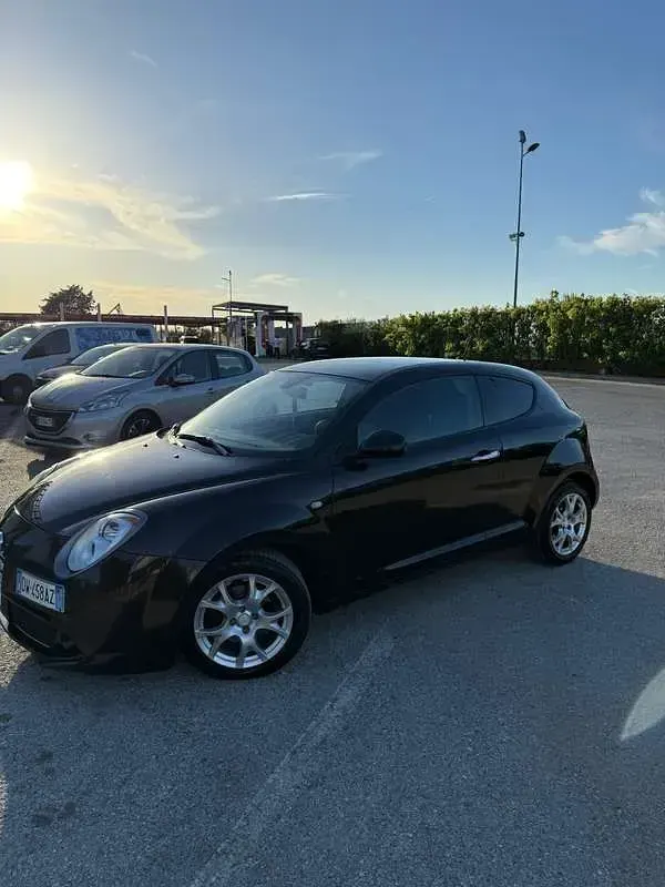 Usata Alfa Romeo MiTo Distinctive 90 CV (66 kW) 2009 Utilitaria