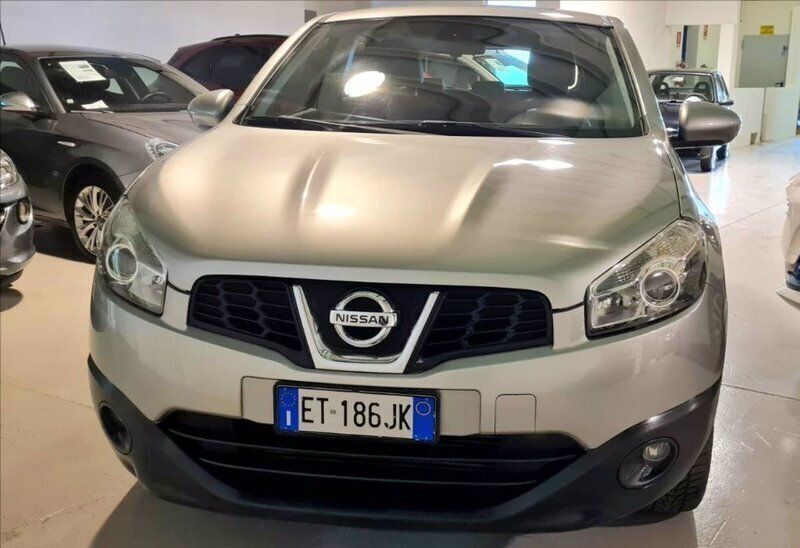 Usata Nissan Qashqai 360º 110 CV (80 kW) 2013 Argento metallizzato SUV