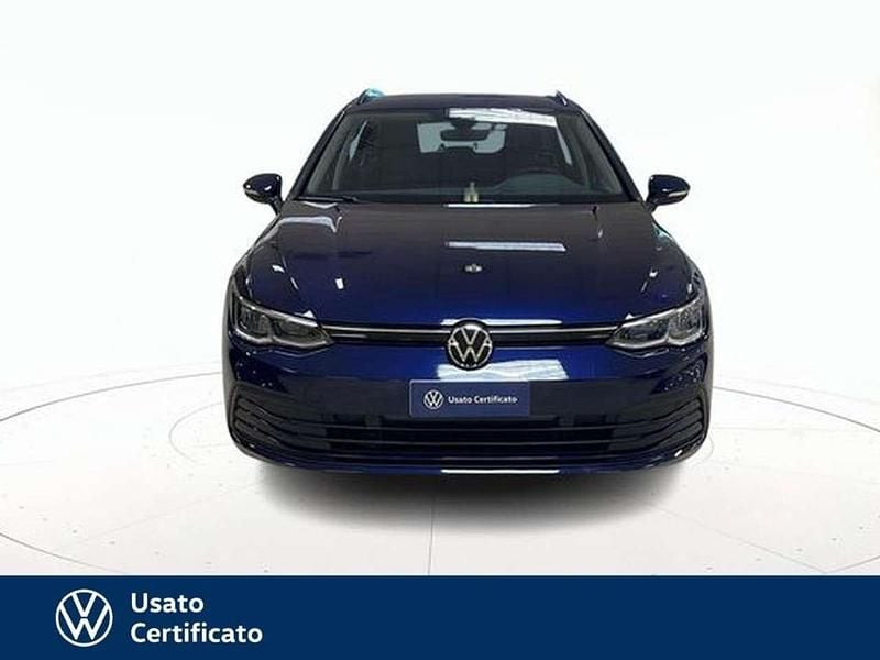 Usata VW Golf VIII Life 116 CV (85 kW) 2021 Blu pastello Station wagon
