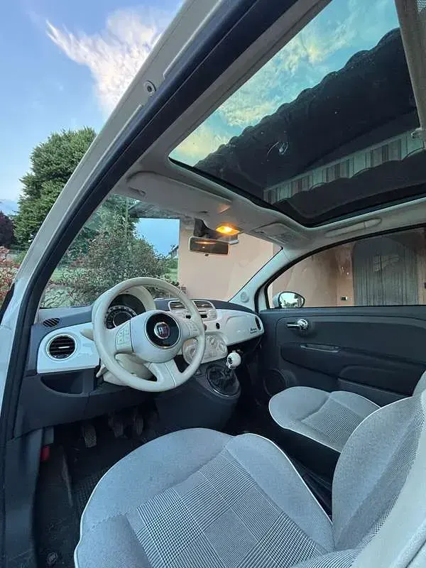 Usata Fiat 500 Lounge 69 CV (50 kW) 2014 Bianco Utilitaria