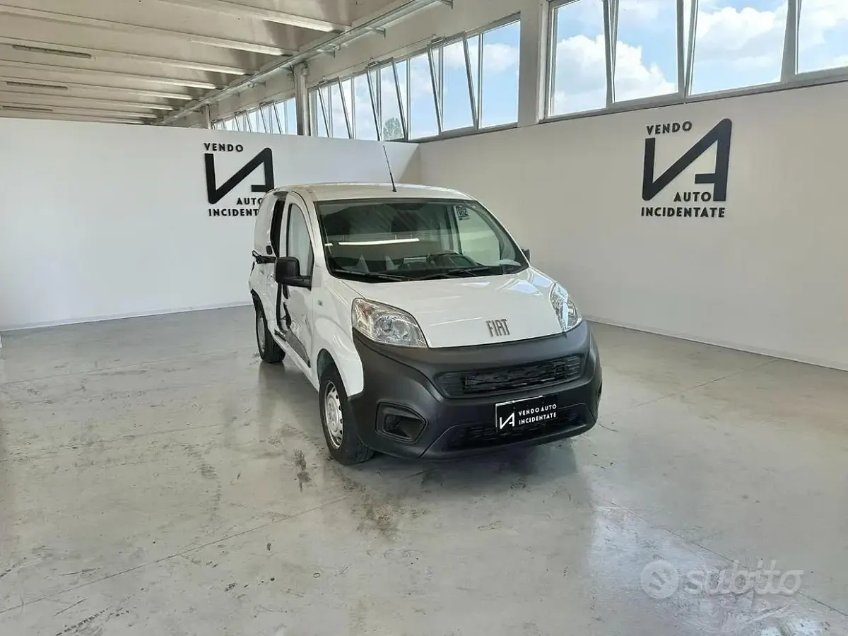 Usata Fiat Fiorino 95 CV (69 kW) 2024 Monovolume