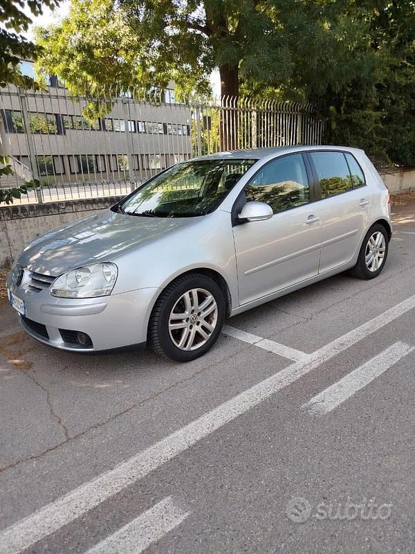 Usata VW Golf VI 2008 Utilitaria