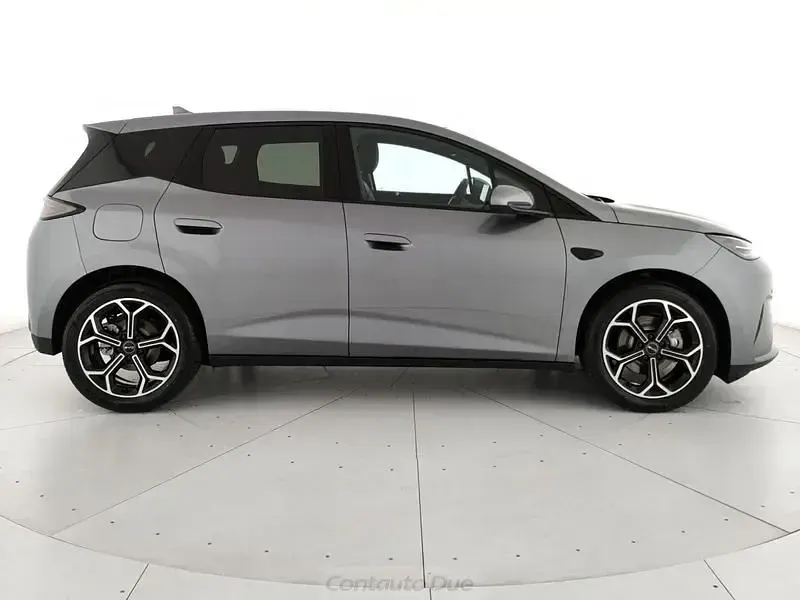 Nuova BYD Dolphin Comfort 155 kW (212 CV) 2026 Time grey Utilitaria