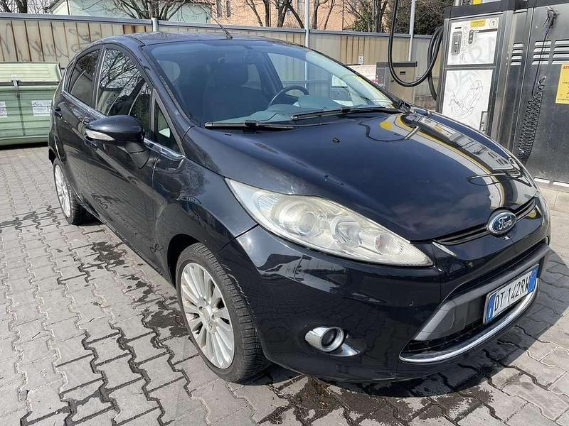 Usata Ford Fiesta Titanium 68 CV (50 kW) 2009 Utilitaria