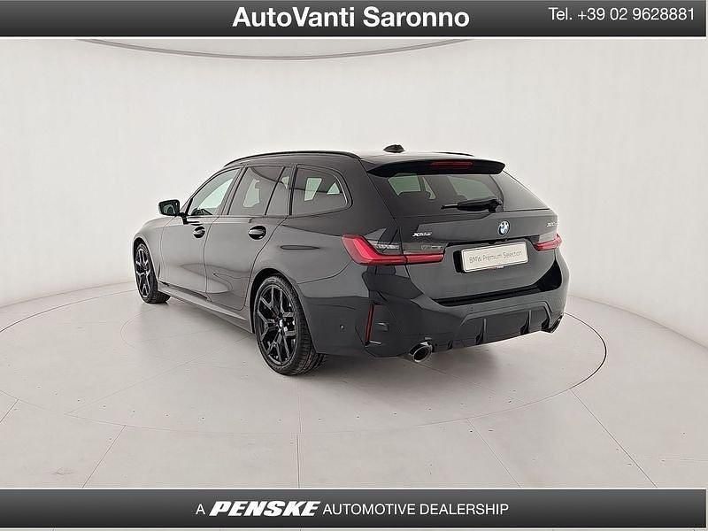Begagnad BMW 320e M Sport 190 HK (139 kW) 2024 Svart Kombi