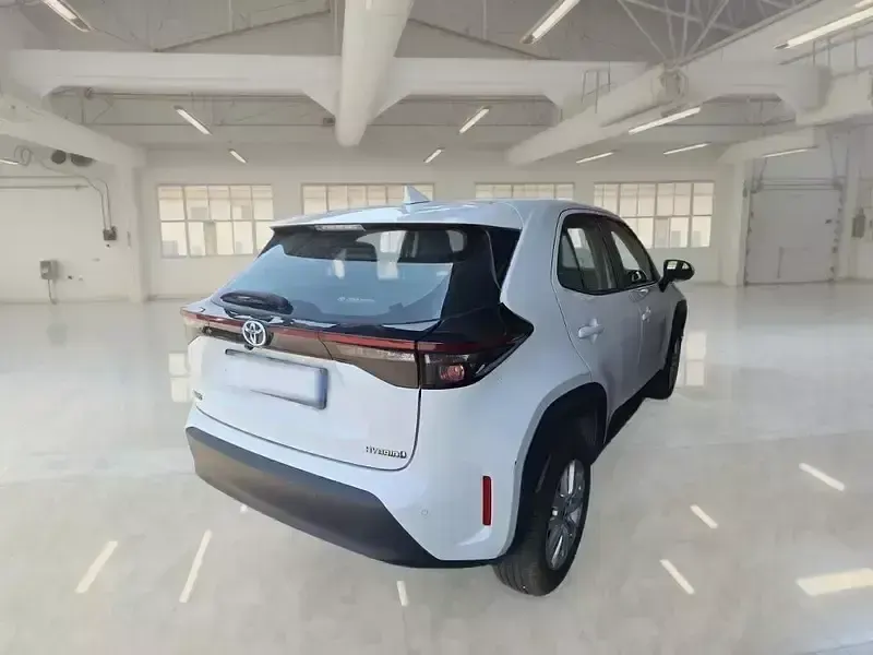 Usata Toyota Yaris Cross Business Edition 92 CV (67 kW) 2022 SUV