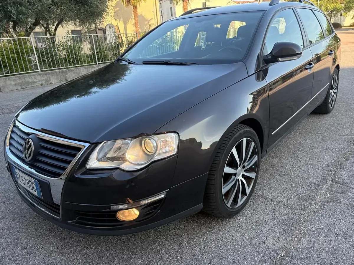 Usata VW Passat Highline 140 CV (102 kW) 2009 Station wagon