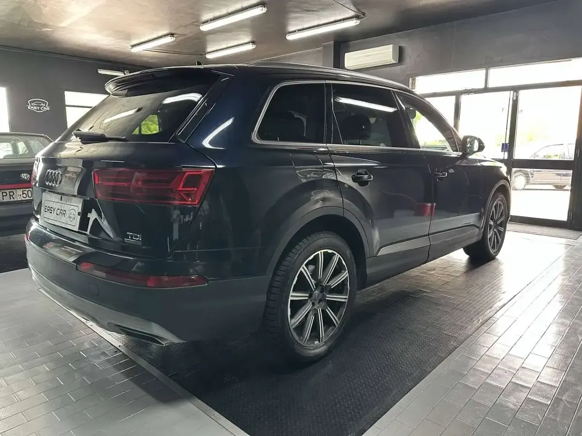 Usata Audi Q7 Business Plus 272 CV (200 kW) 2016 Blu/azzurro SUV