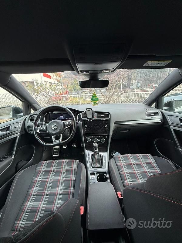 Usata VW Golf VII GTI 245 CV (180 kW) 2017 Berlina