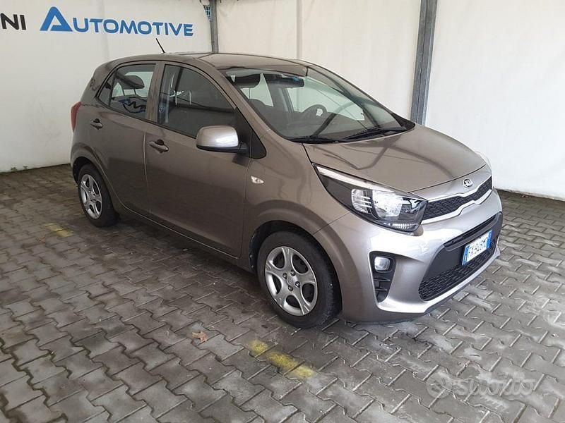 Usata Kia Picanto Active 67 CV (49 kW) 2019 Grigio Utilitaria