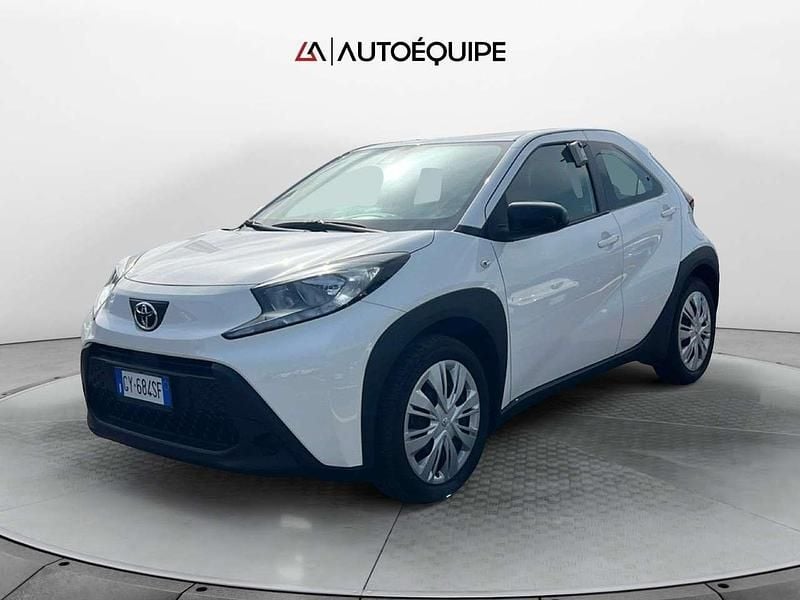 Usata Toyota Aygo X Active 72 CV (52 kW) 2025 Bianco SUV