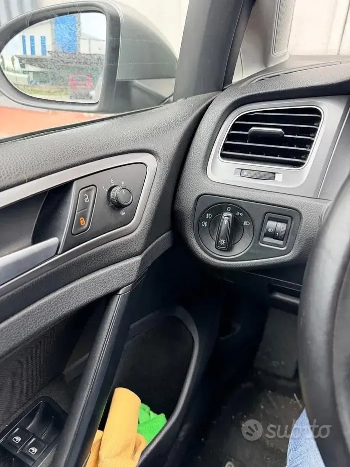 Usata VW Golf VII 110 CV (80 kW) 2016 Grigio Berlina