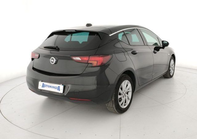 Usata Opel Astra Business Elegance 122 CV (89 kW) 2021 Nero Berlina