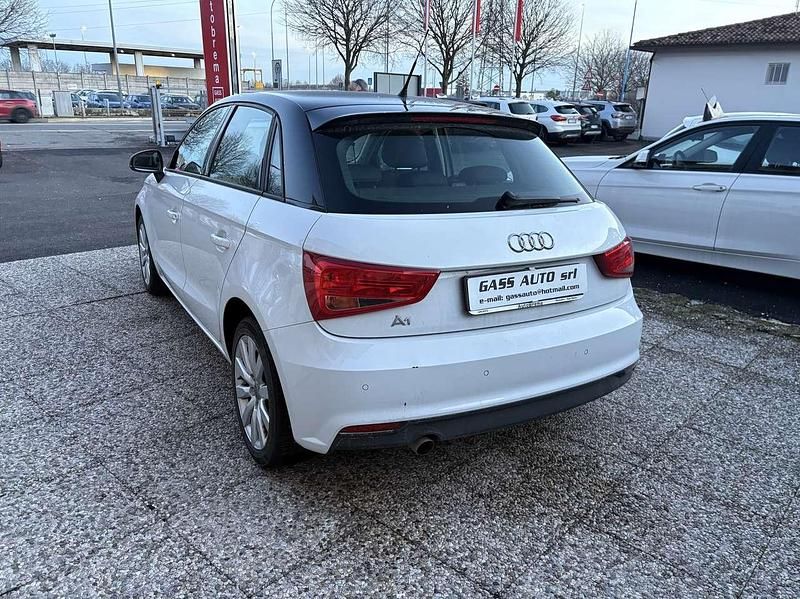 Usata Audi A1 Sportback Ambiente 90 CV (66 kW) 2015 Bianco Utilitaria