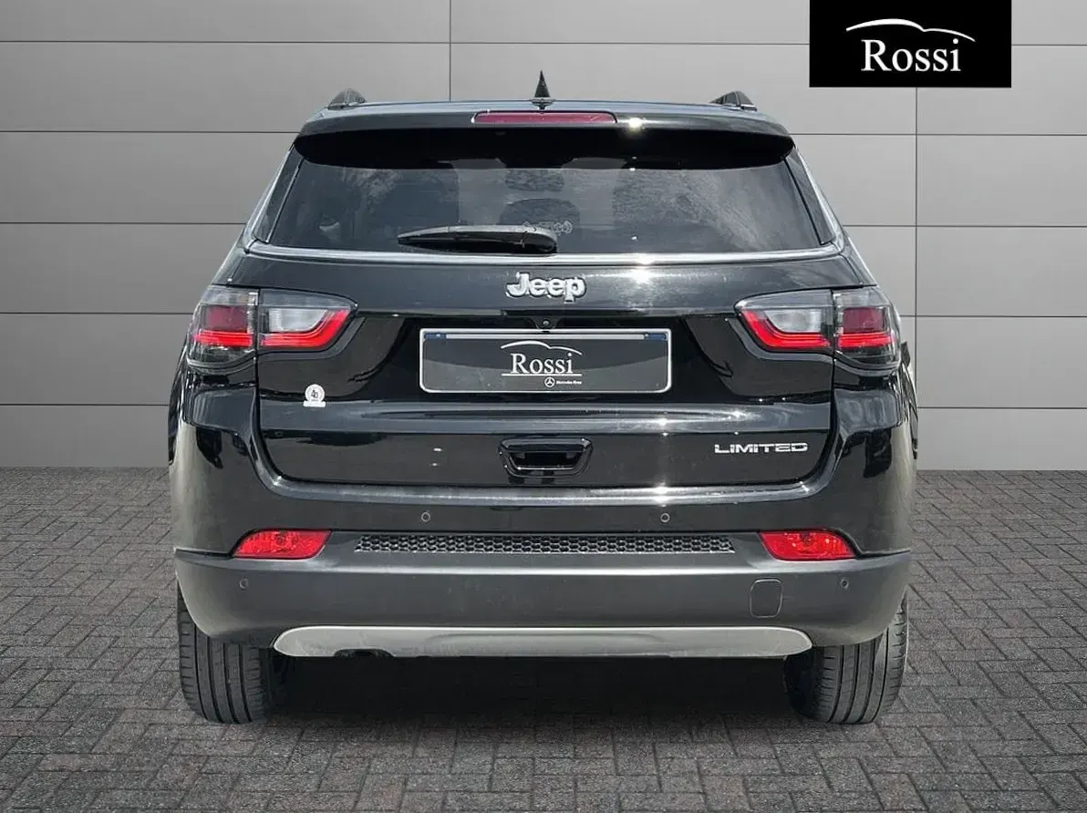 Usata Jeep Compass 131 CV (96 kW) 2022 Nero metallizzato SUV