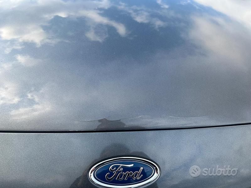 Begagnad Ford Fiesta ST-Line 120 HK (88 kW) 2018 Grå Sedan
