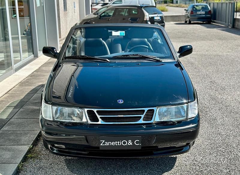 Usata Saab 900 Cabriolet 185 CV (136 kW) 1997 Nero Cabrio