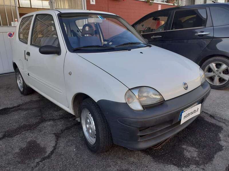 Usato 2001 Fiat Seicento 1.1 Benzin 54 CV (2.000 €)