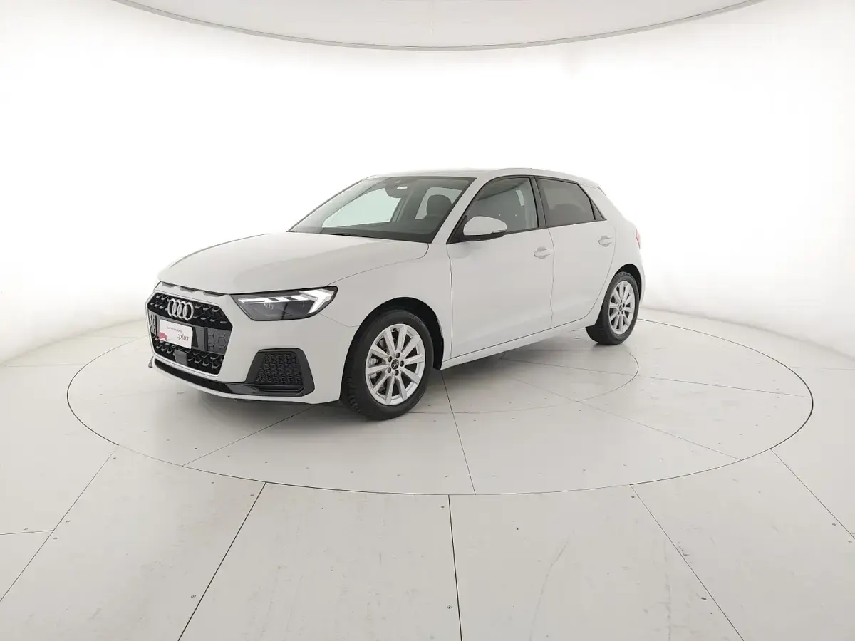Usado Audi A1 Sportback Business 116 CV (85 kW) 2025 Utilitario