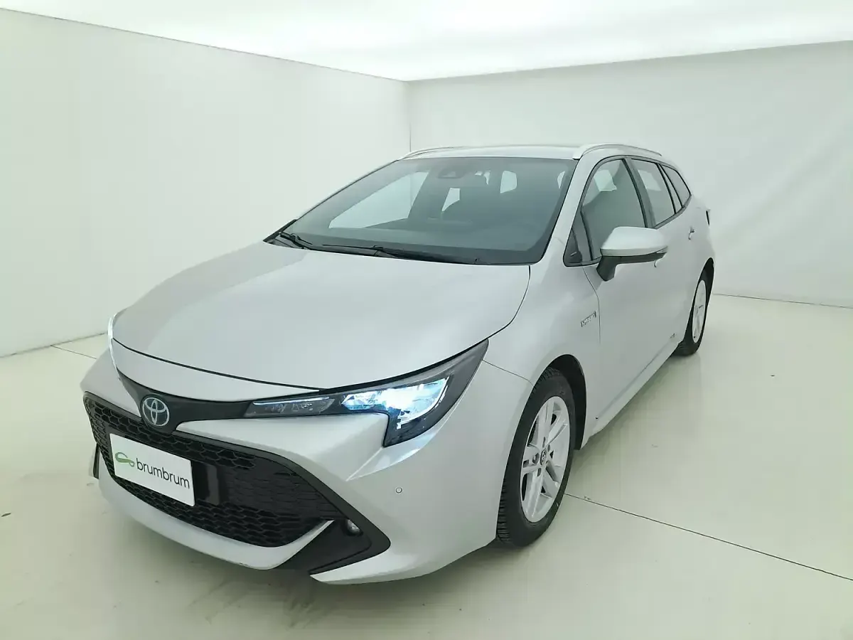 Usata Toyota Corolla Business Edition 122 CV (89 kW) 2020 Argentoargento Station wagon