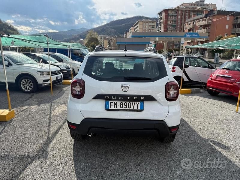 Usata Dacia Duster Essentiel 110 CV (80 kW) 2018 Bianco SUV