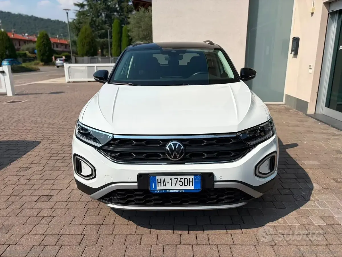 Usata VW T-Roc Style 116 CV (85 kW) 2025 Bianco SUV