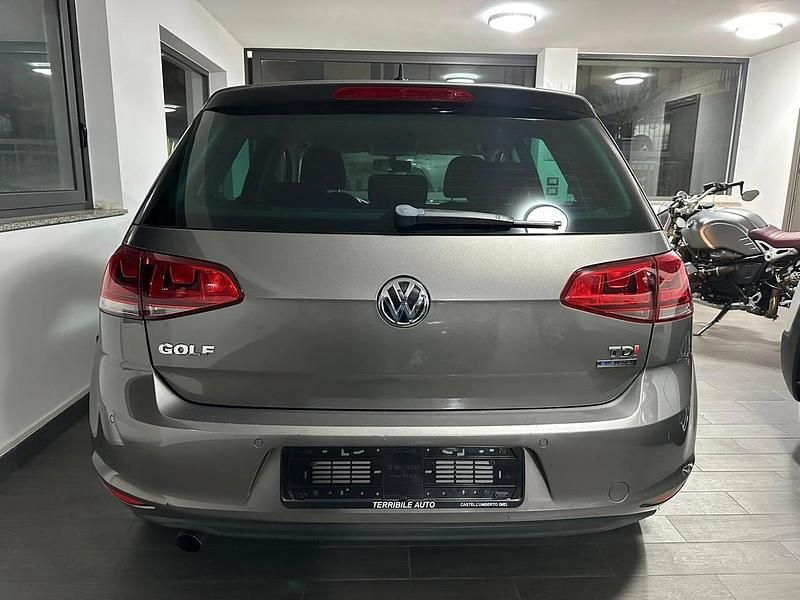 Usata VW Golf VII Highline 104 CV (76 kW) 2013 Grigio Berlina
