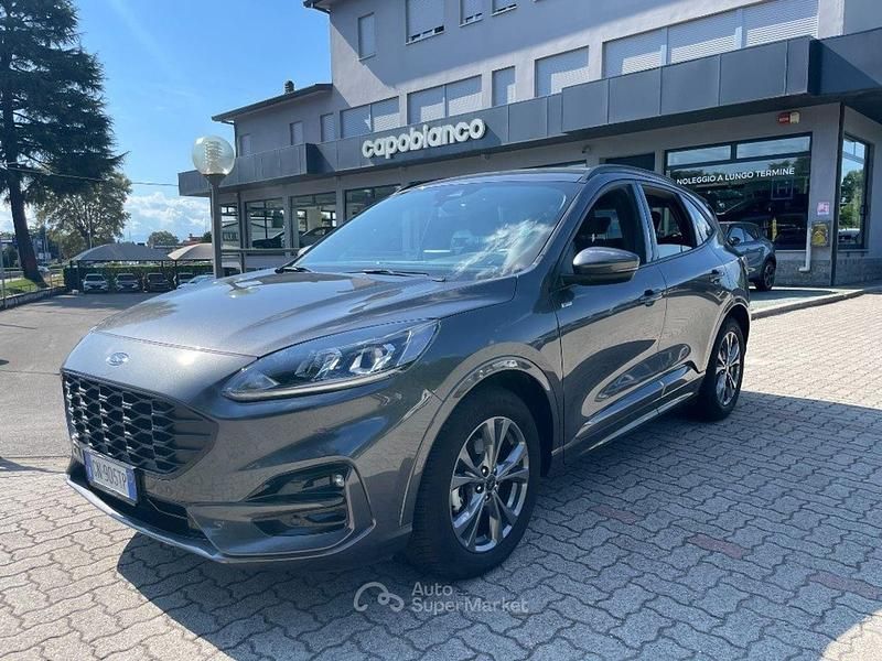 Usata Ford Kuga ST-Line 190 CV (139 kW) 2023 Gray SUV