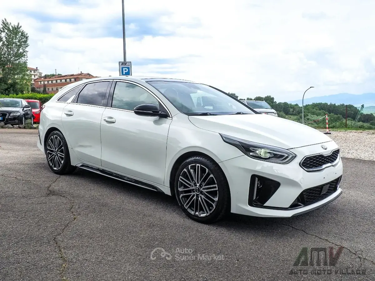 Usata Kia ProCeed GT-Line 136 CV (100 kW) 2019 Bianco Station wagon