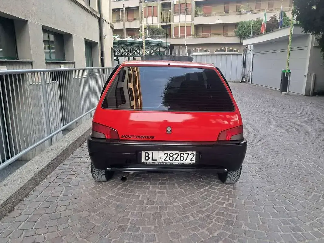 Usata Peugeot 106 50 CV (36 kW) 1993 Rosso Utilitaria