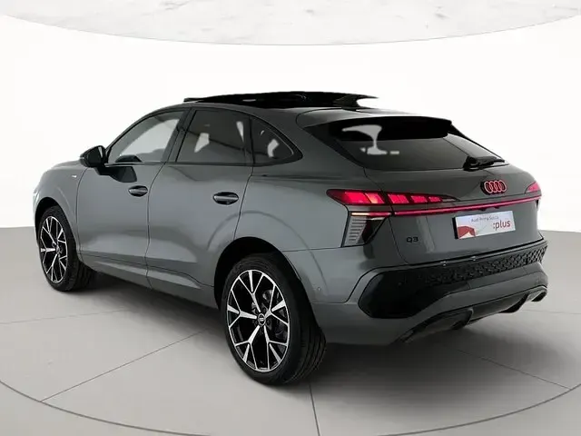 Nuova Audi Q3 Sportback S-Line 150 CV (110 kW) 2026 Grigio SUV